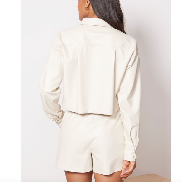 Good American Better Than Leather Cropped Shacket - Picture 3 of 6